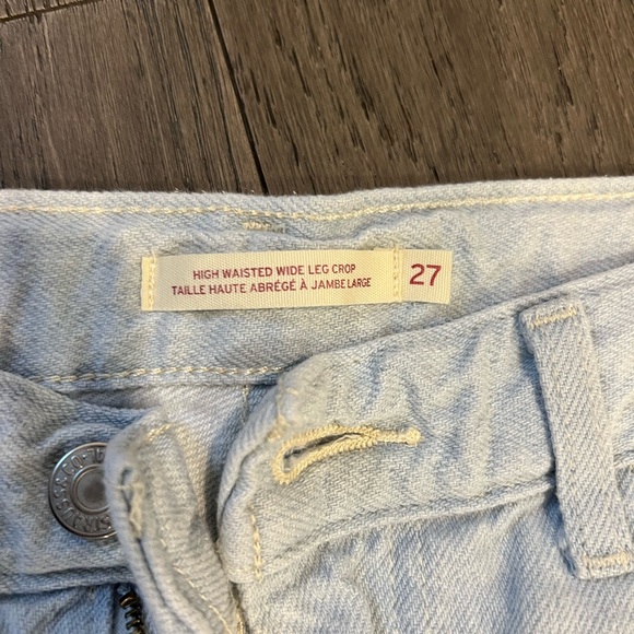 Levi’s - Picture 5 of 7